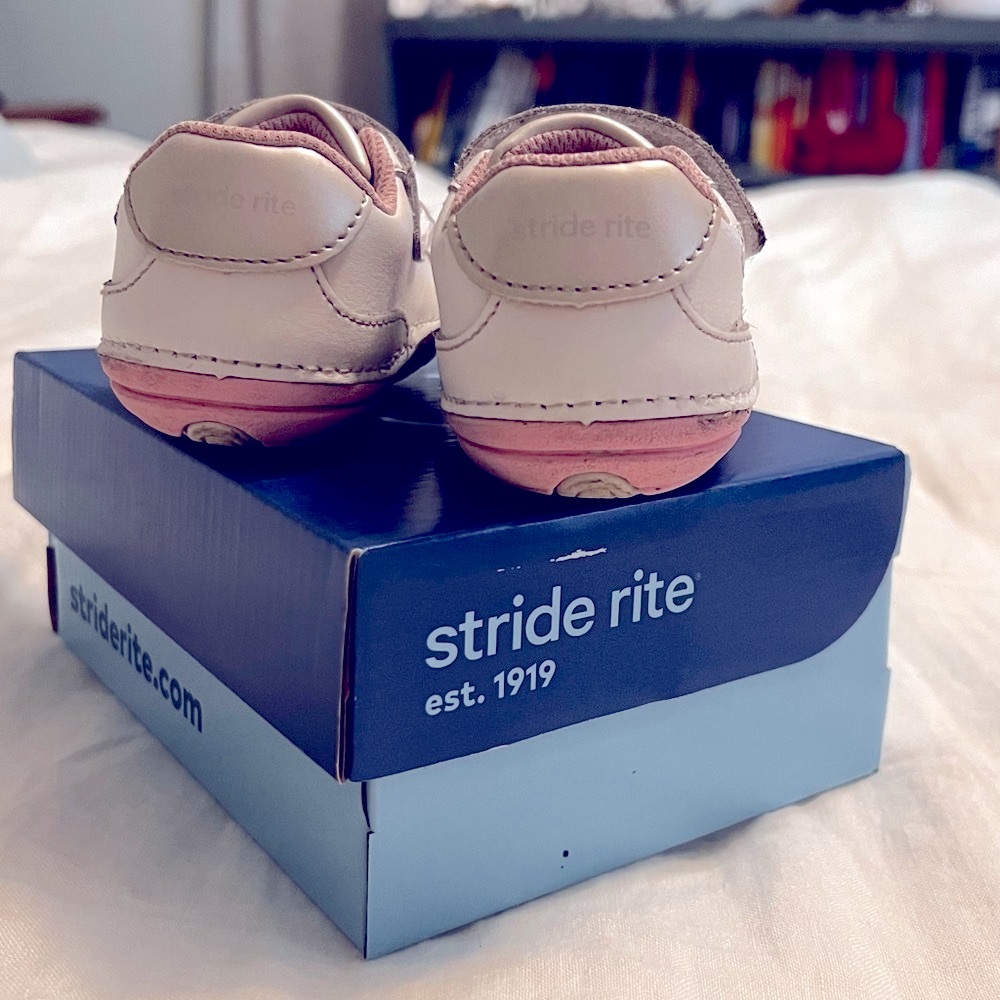 Stride Rite Soft Motion Adalyn Girls Sneaker - White and Pink - Picture 6 of 8